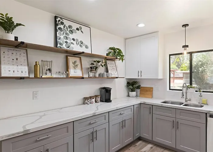 Pensión Hubbell Hideaway House By Downtown 4*